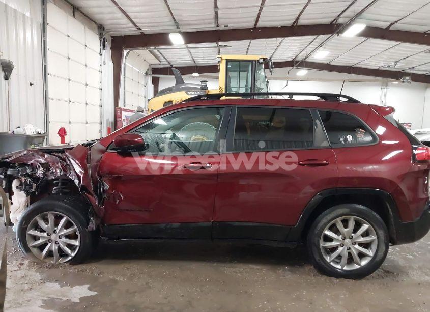 Photo 14 of 2018 Jeep Cherokee LATITUDE TECH CONNECT 4X4 (VIN 1C4PJMCB7JD617325)