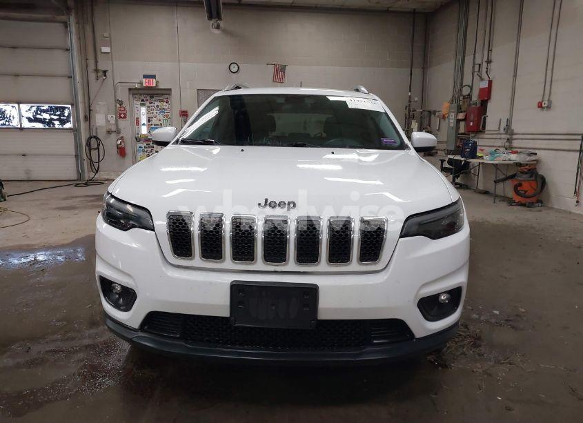 Photo 12 of 2019 Jeep Cherokee LATITUDE 4X4 (VIN 1C4PJMCB7KD142941)