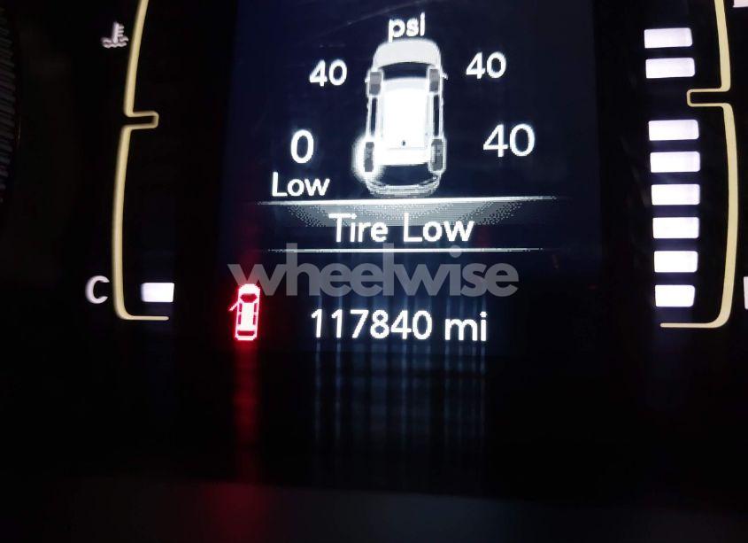 Photo 15 of 2019 Jeep Cherokee LATITUDE 4X4 (VIN 1C4PJMCB7KD142941)