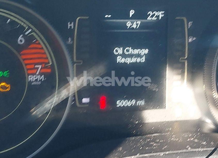 Photo 15 of 2019 Jeep Cherokee LATITUDE 4X4 (VIN 1C4PJMCB7KD349555)