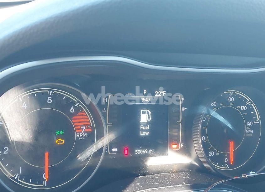 Photo 7 of 2019 Jeep Cherokee LATITUDE 4X4 (VIN 1C4PJMCB7KD349555)