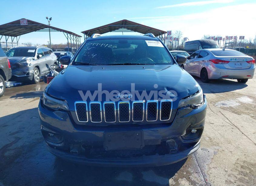 Photo 12 of 2019 Jeep Cherokee LATITUDE 4X4 (VIN 1C4PJMCB7KD405574)