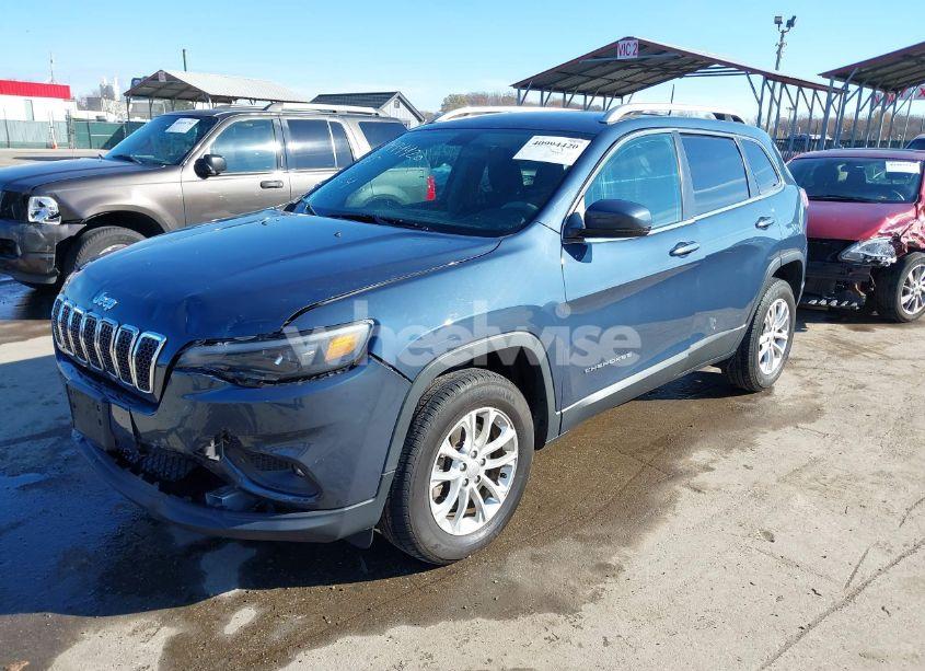 Photo 2 of 2019 Jeep Cherokee LATITUDE 4X4 (VIN 1C4PJMCB7KD405574)