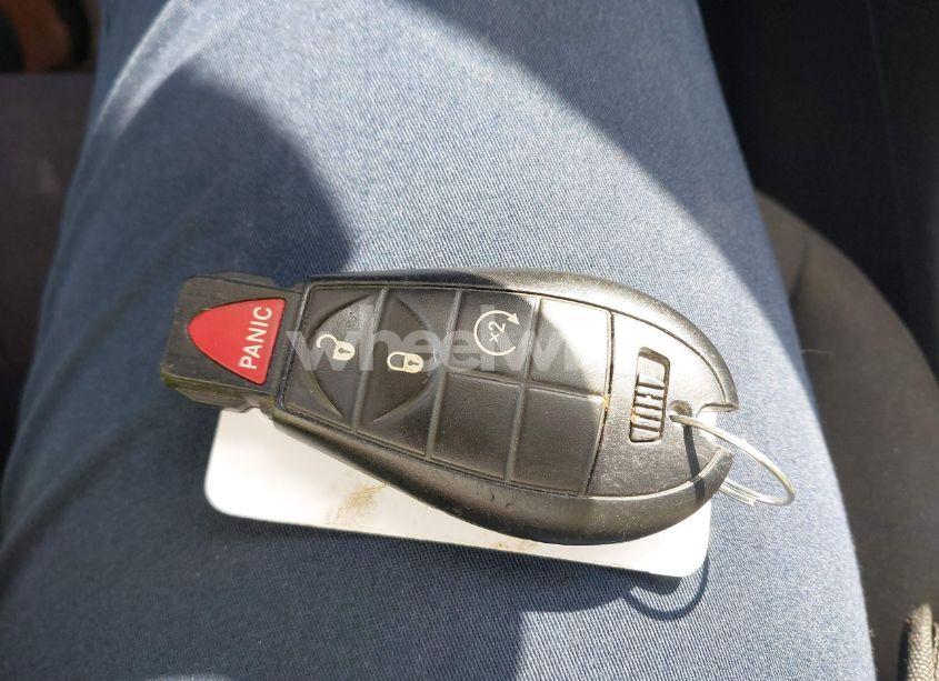 Photo 11 of 2020 Jeep Cherokee LATITUDE 4X4 (VIN 1C4PJMCB7LD575600)