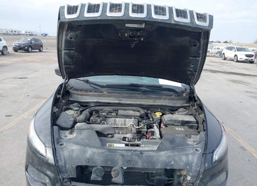 Photo 10 of 2014 Jeep Cherokee LATITUDE (VIN 1C4PJMCB8EW230597)