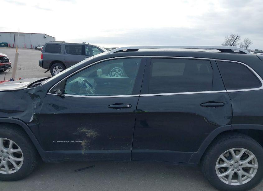 Photo 14 of 2014 Jeep Cherokee LATITUDE (VIN 1C4PJMCB8EW230597)