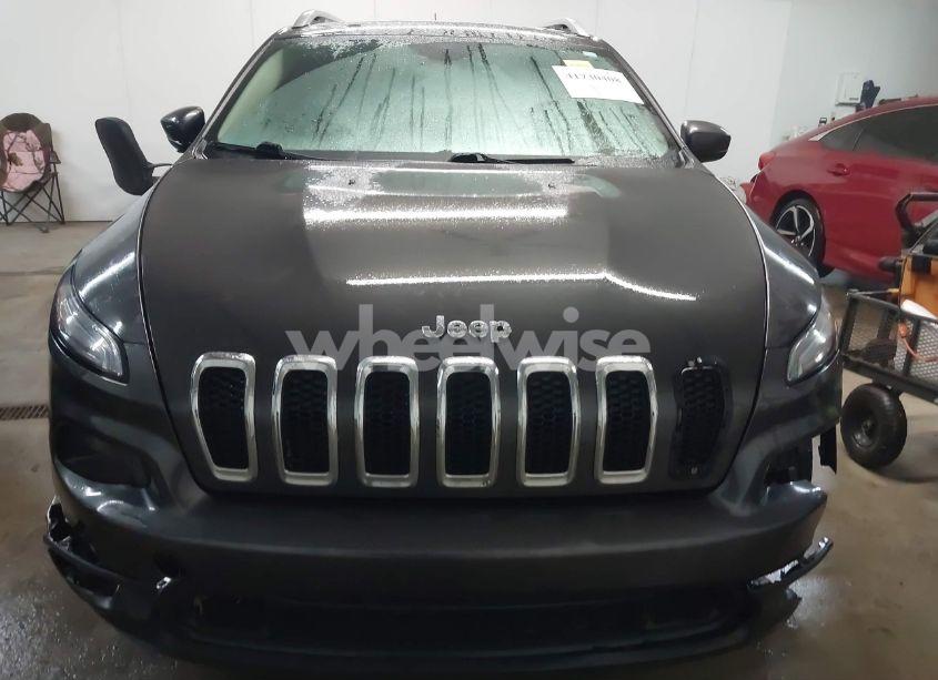 Photo 13 of 2014 Jeep Cherokee LATITUDE (VIN 1C4PJMCB8EW274986)