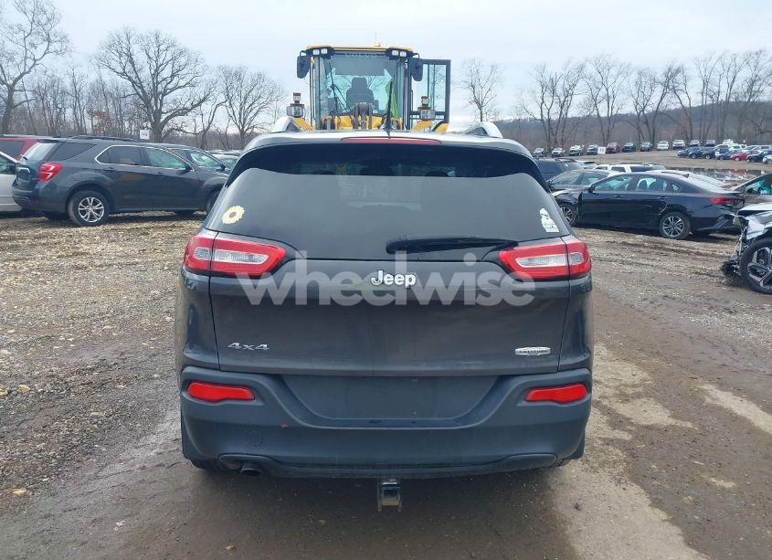 Photo 17 of 2014 Jeep Cherokee LATITUDE (VIN 1C4PJMCB8EW274986)