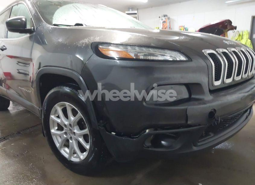 Photo 18 of 2014 Jeep Cherokee LATITUDE (VIN 1C4PJMCB8EW274986)