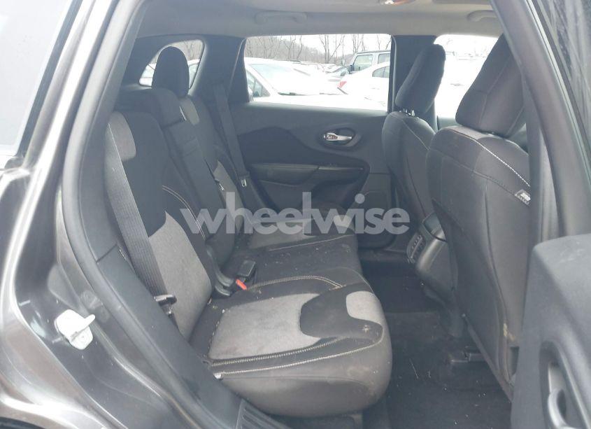 Photo 8 of 2014 Jeep Cherokee LATITUDE (VIN 1C4PJMCB8EW274986)