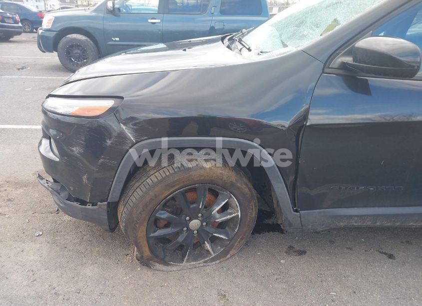 Photo 6 of 2014 Jeep Cherokee ALTITUDE (VIN 1C4PJMCB8EW286314)