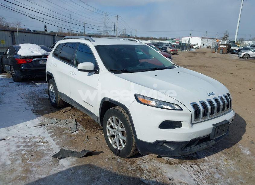 2015 Jeep Cherokee LATITUDE (VIN 1C4PJMCB8FW529489) main photo