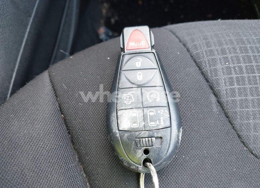 Photo 11 of 2015 Jeep Cherokee LATITUDE (VIN 1C4PJMCB8FW529489)