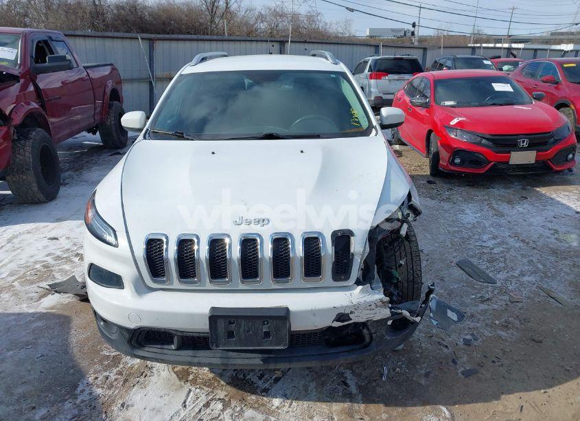 Photo 12 of 2015 Jeep Cherokee LATITUDE (VIN 1C4PJMCB8FW529489)