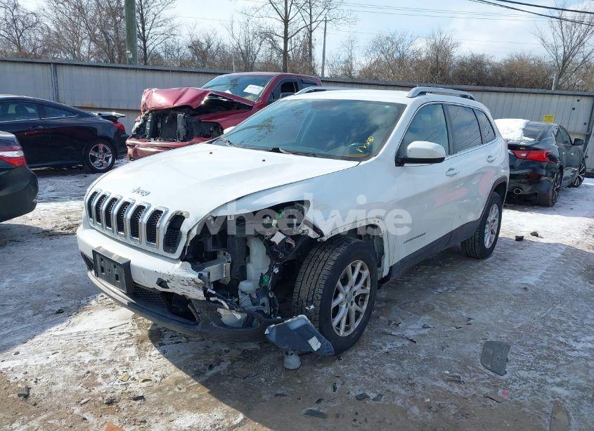 Photo 2 of 2015 Jeep Cherokee LATITUDE (VIN 1C4PJMCB8FW529489)