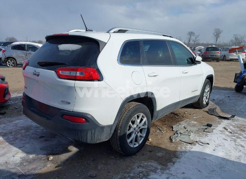 Photo 4 of 2015 Jeep Cherokee LATITUDE (VIN 1C4PJMCB8FW529489)