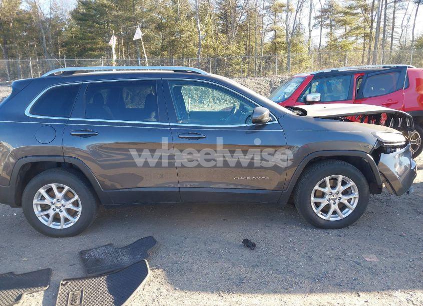 Photo 14 of 2015 Jeep Cherokee LATITUDE (VIN 1C4PJMCB8FW534479)