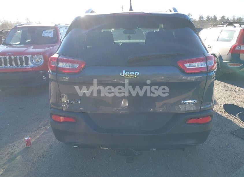 Photo 17 of 2015 Jeep Cherokee LATITUDE (VIN 1C4PJMCB8FW534479)