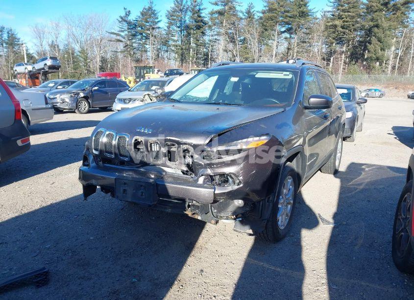 Photo 6 of 2015 Jeep Cherokee LATITUDE (VIN 1C4PJMCB8FW534479)