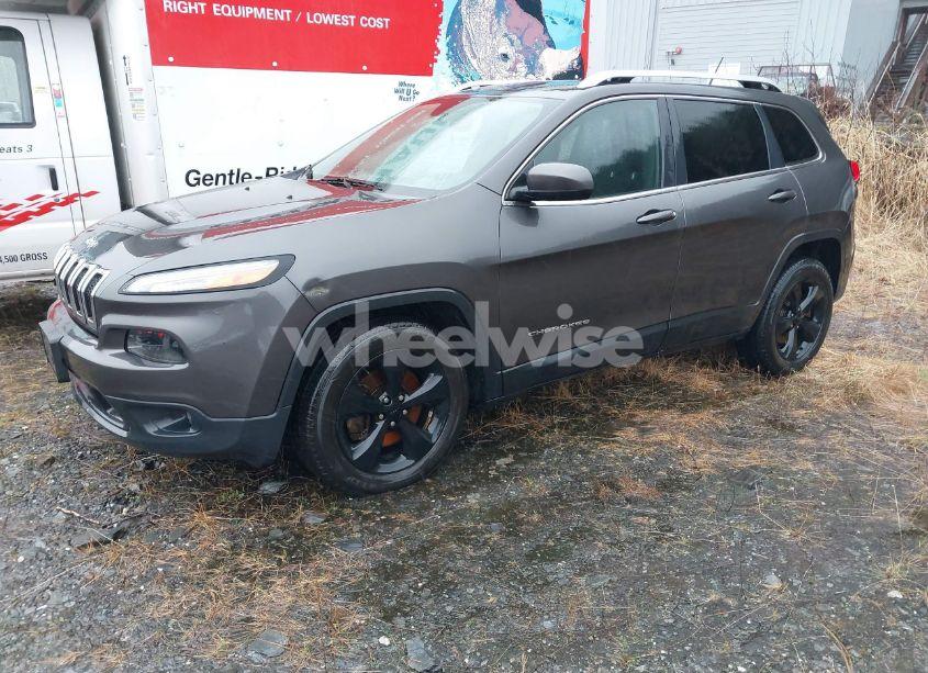 Photo 2 of 2015 Jeep Cherokee LATITUDE (VIN 1C4PJMCB8FW594231)