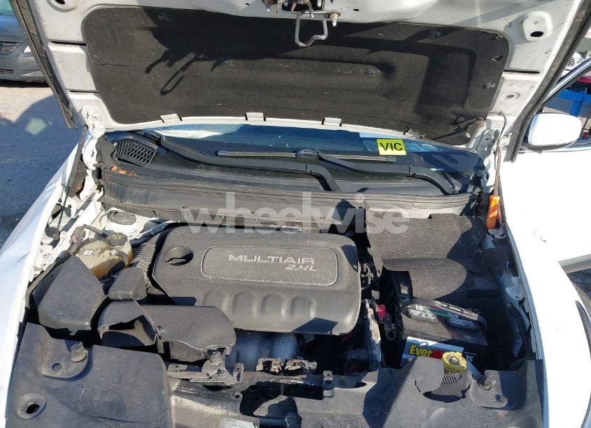 Photo 10 of 2015 Jeep Cherokee LATITUDE (VIN 1C4PJMCB8FW610430)