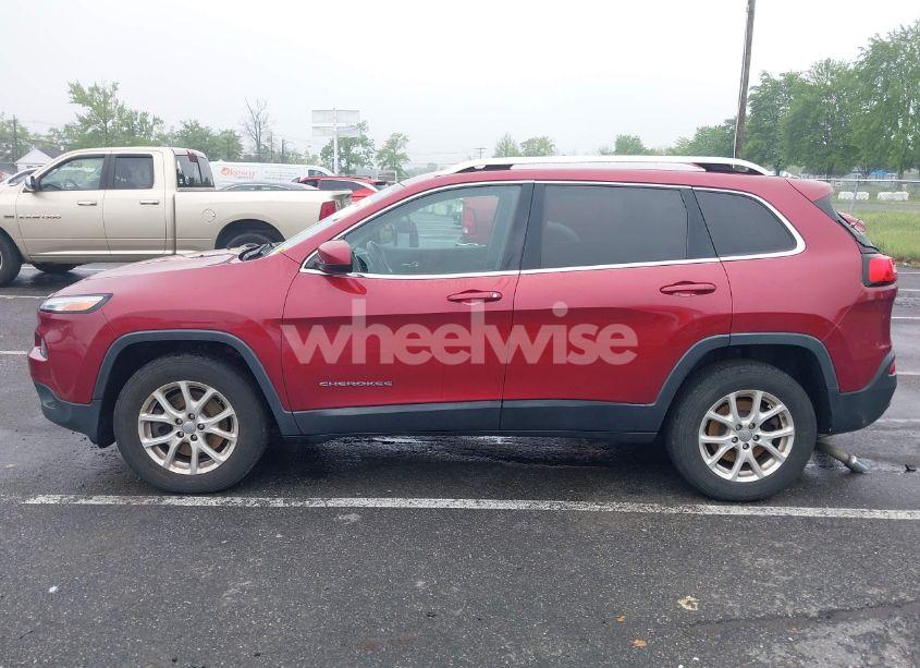 Photo 14 of 2015 Jeep Cherokee LATITUDE (VIN 1C4PJMCB8FW614686)