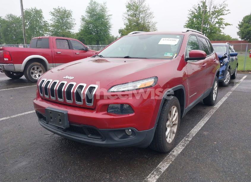 Photo 2 of 2015 Jeep Cherokee LATITUDE (VIN 1C4PJMCB8FW614686)