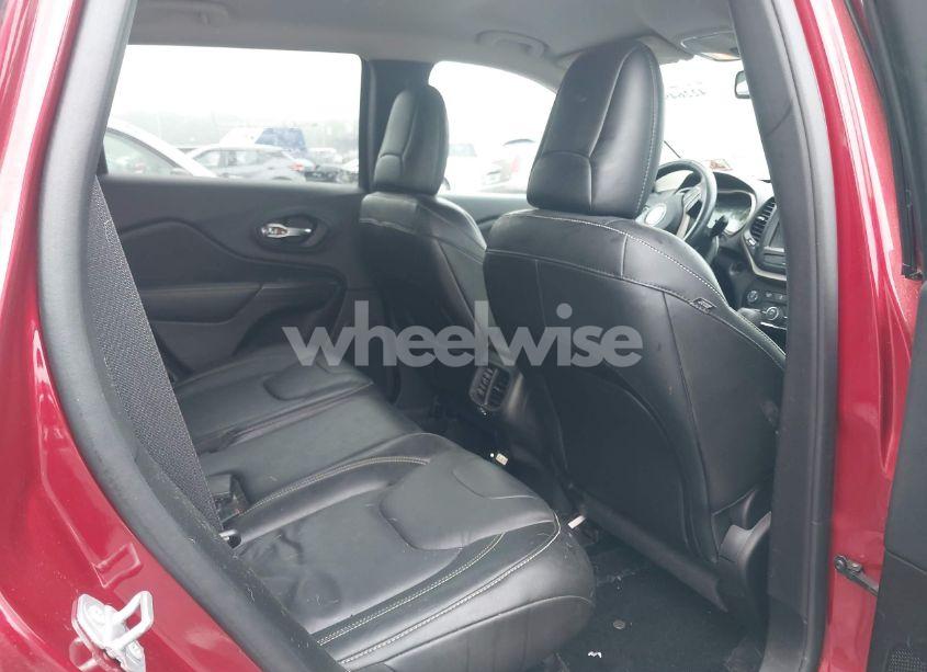 Photo 8 of 2015 Jeep Cherokee LATITUDE (VIN 1C4PJMCB8FW614686)