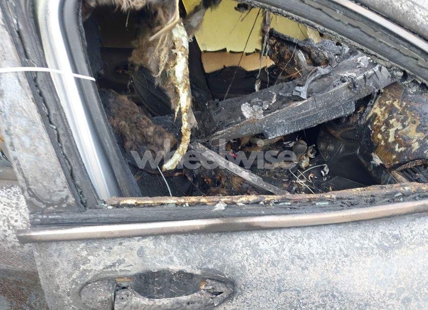 Photo 12 of 2015 Jeep Cherokee LATITUDE (VIN 1C4PJMCB8FW645615)