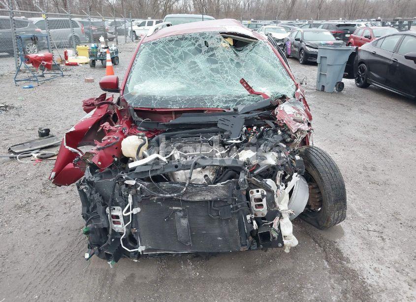 Photo 12 of 2015 Jeep Cherokee LATITUDE (VIN 1C4PJMCB8FW660213)