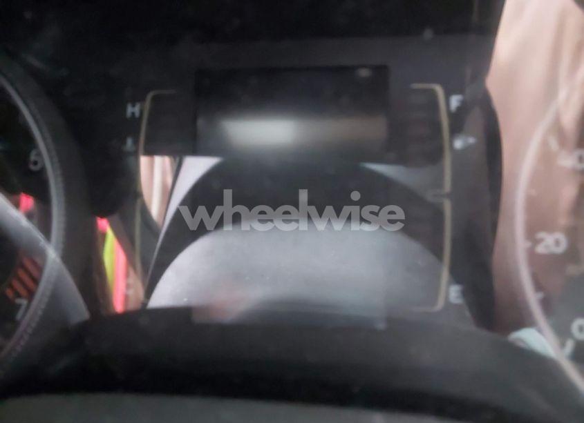 Photo 15 of 2015 Jeep Cherokee LATITUDE (VIN 1C4PJMCB8FW660213)