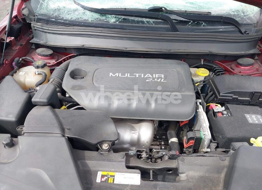 Photo 10 of 2015 Jeep Cherokee LATITUDE (VIN 1C4PJMCB8FW674578)