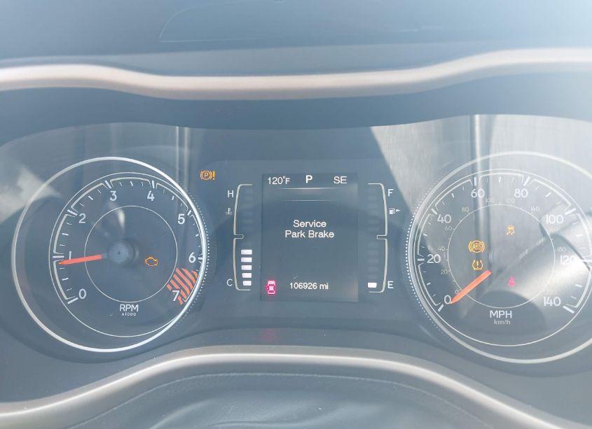 Photo 7 of 2015 Jeep Cherokee LATITUDE (VIN 1C4PJMCB8FW788208)