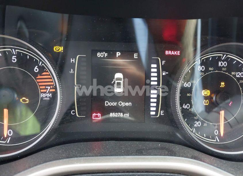 Photo 7 of 2016 Jeep Cherokee LATITUDE (VIN 1C4PJMCB8GW132799)