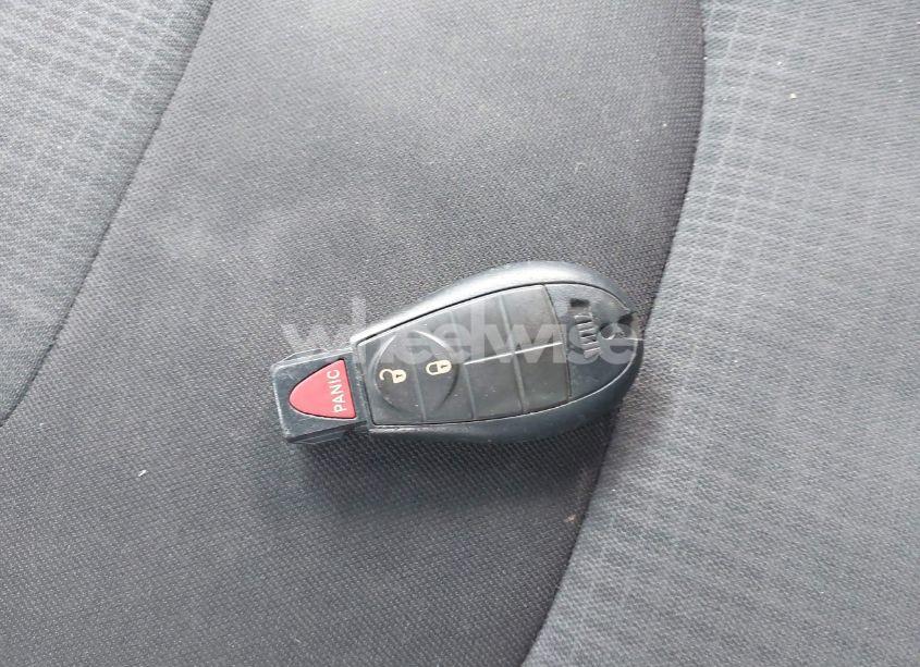 Photo 11 of 2016 Jeep Cherokee LATITUDE (VIN 1C4PJMCB8GW154379)