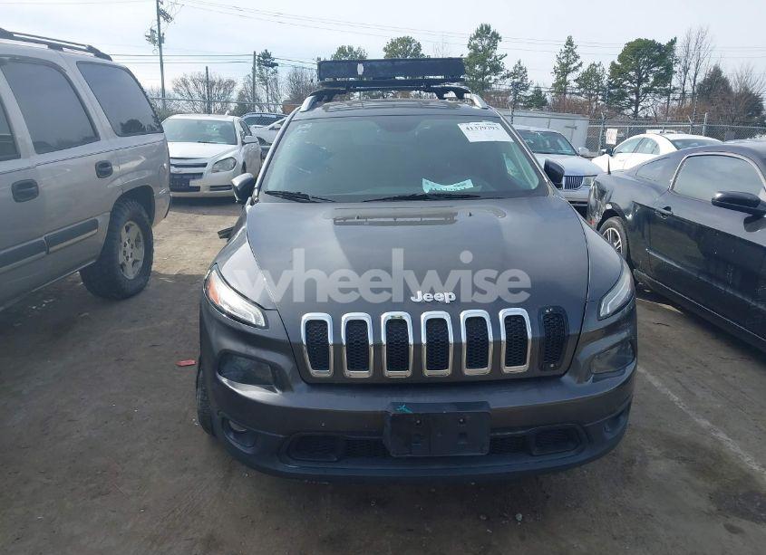 Photo 12 of 2016 Jeep Cherokee LATITUDE (VIN 1C4PJMCB8GW154379)