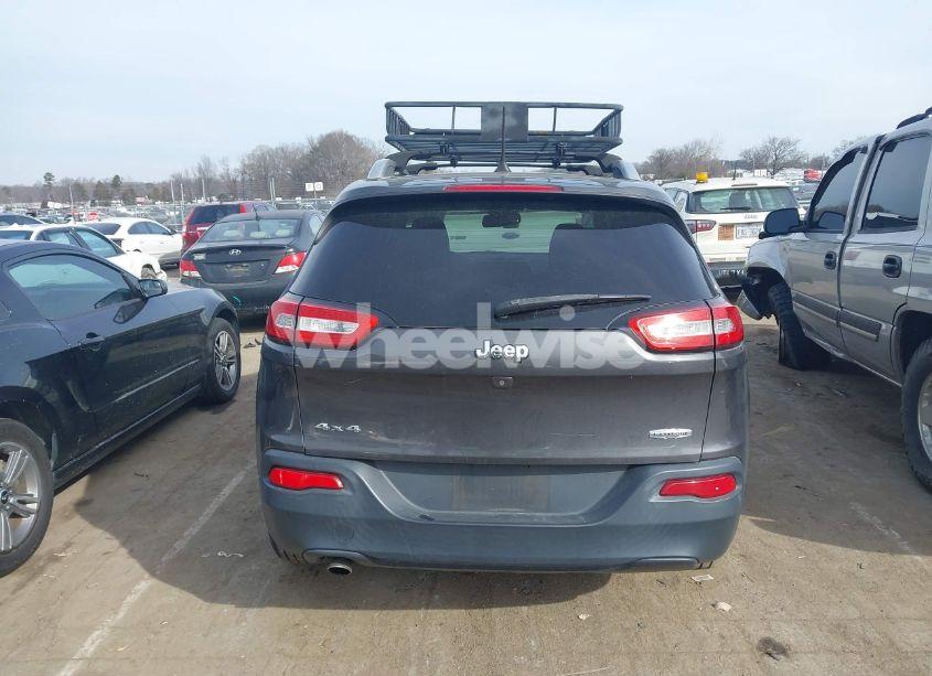 Photo 16 of 2016 Jeep Cherokee LATITUDE (VIN 1C4PJMCB8GW154379)