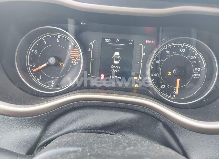 Photo 7 of 2016 Jeep Cherokee LATITUDE (VIN 1C4PJMCB8GW154379)