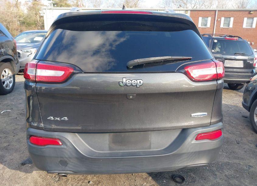 Photo 16 of 2016 Jeep Cherokee LATITUDE (VIN 1C4PJMCB8GW195336)