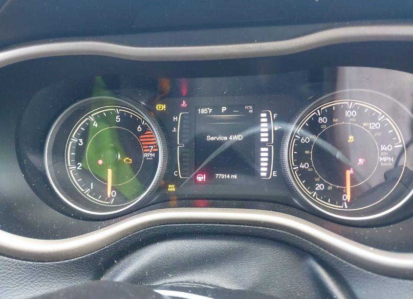 Photo 7 of 2016 Jeep Cherokee LATITUDE (VIN 1C4PJMCB8GW195336)