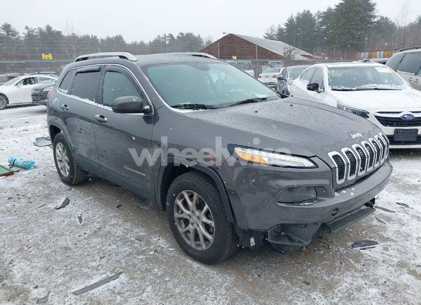 2016 Jeep Cherokee LATITUDE (VIN 1C4PJMCB8GW367333) main photo