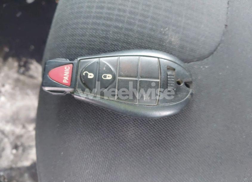 Photo 11 of 2016 Jeep Cherokee LATITUDE (VIN 1C4PJMCB8GW367333)