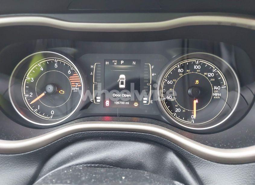 Photo 7 of 2016 Jeep Cherokee LATITUDE (VIN 1C4PJMCB8GW367333)