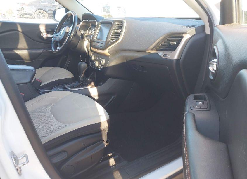 Photo 5 of 2017 Jeep Cherokee 75TH ANNIVERSARY EDITION 4X4 (VIN 1C4PJMCB8HW555948)