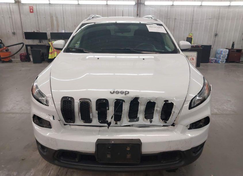 Photo 13 of 2017 Jeep Cherokee LATITUDE 4X4 (VIN 1C4PJMCB8HW621172)