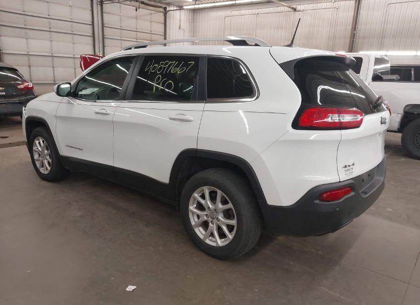 Photo 3 of 2017 Jeep Cherokee LATITUDE 4X4 (VIN 1C4PJMCB8HW621172)