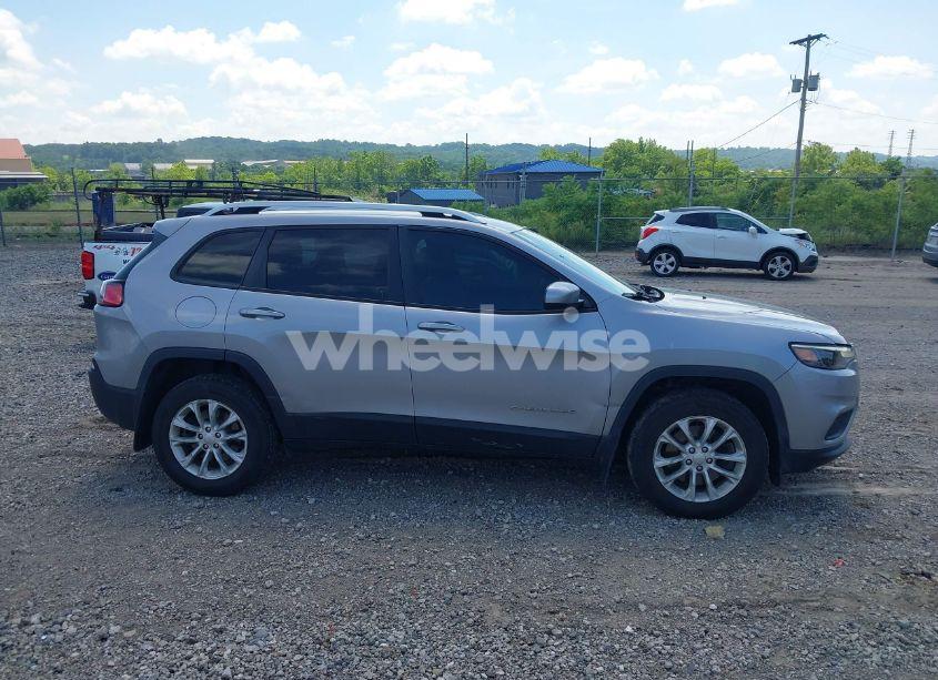 Photo 13 of 2020 Jeep Cherokee LATITUDE 4X4 (VIN 1C4PJMCB8LD518449)