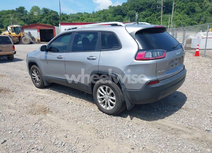 Photo 3 of 2020 Jeep Cherokee LATITUDE 4X4 (VIN 1C4PJMCB8LD518449)