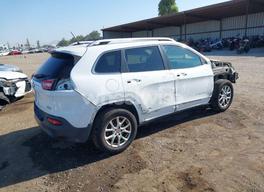 Photo 4 of 2014 Jeep Cherokee LATITUDE (VIN 1C4PJMCB9EW107164)