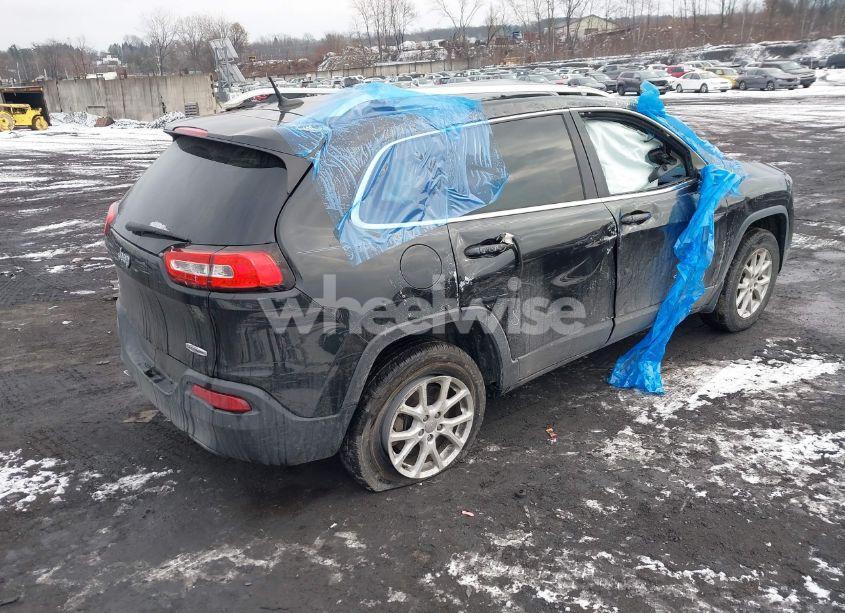 Photo 4 of 2014 Jeep Cherokee LATITUDE (VIN 1C4PJMCB9EW167641)